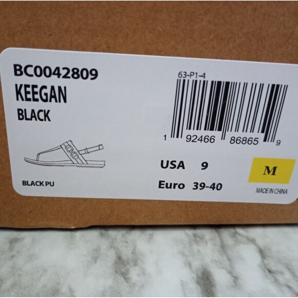 NIB B.O.C. Born Concept Keegan Black Thong Sandals Size 9M - Picture 2 of 13